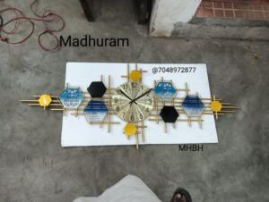 Big wall clock , hezagon design